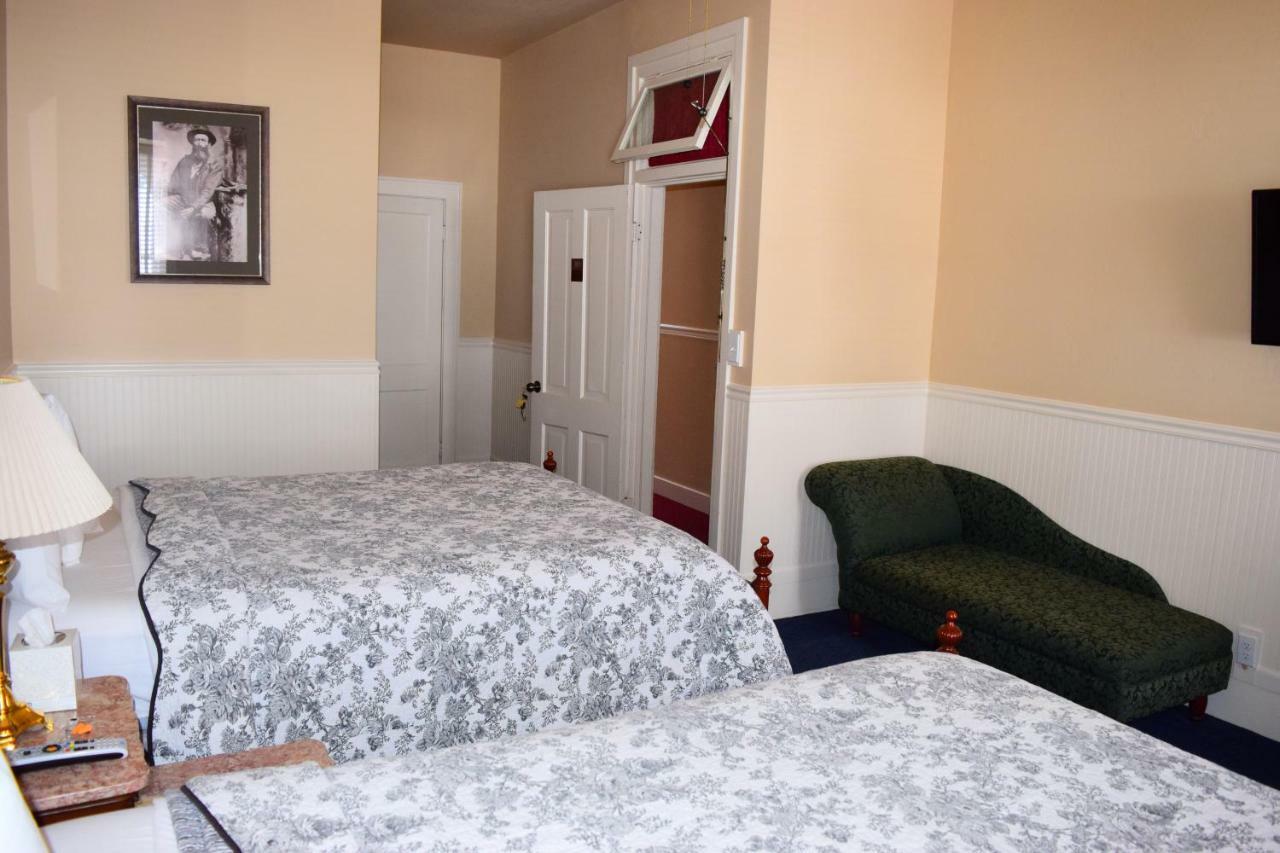 Grand Imperial Hotel Silverton Bagian luar foto
