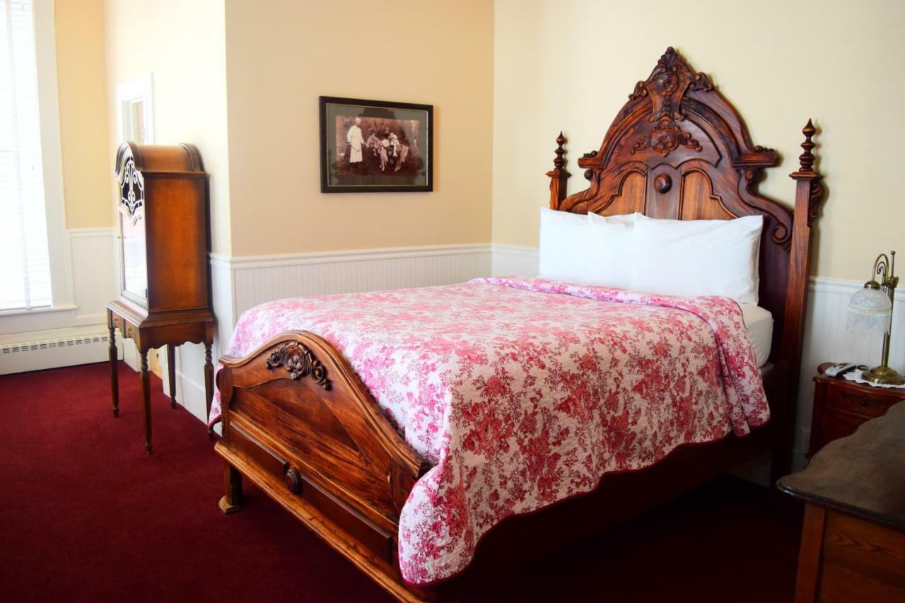 Grand Imperial Hotel Silverton Bagian luar foto