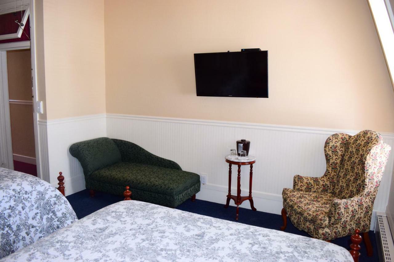 Grand Imperial Hotel Silverton Bagian luar foto