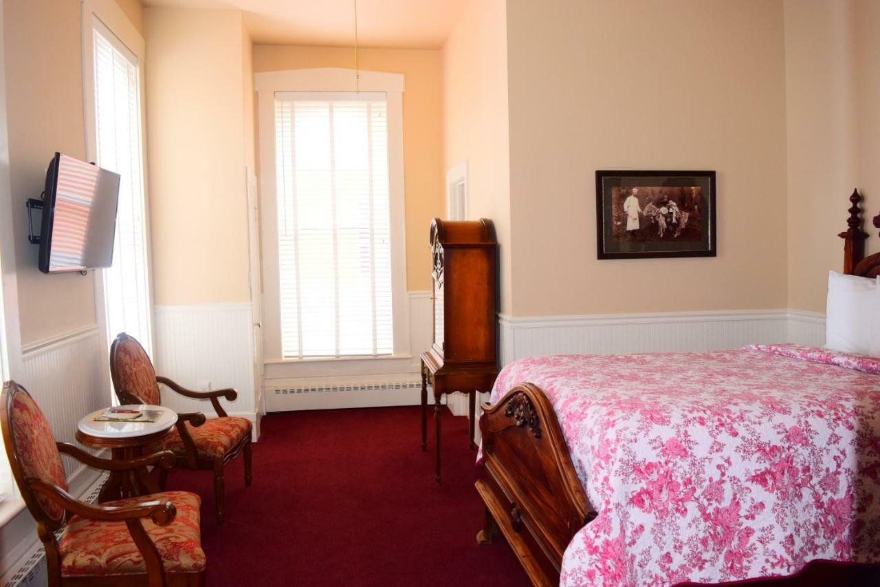 Grand Imperial Hotel Silverton Bagian luar foto